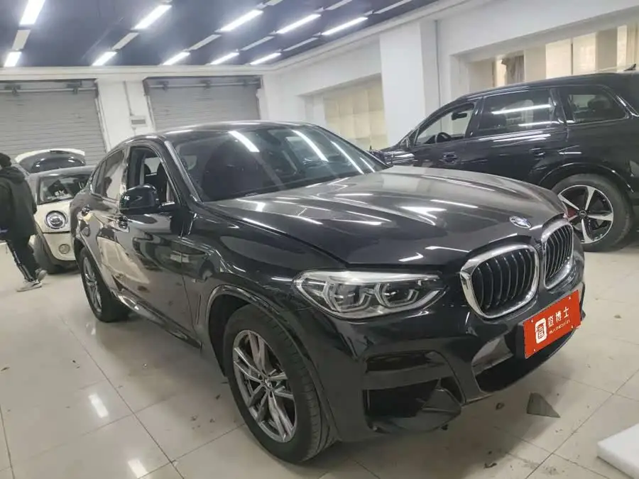 بي إم دبليو X4 2021 xDrive 25i حزمة الرياضية M