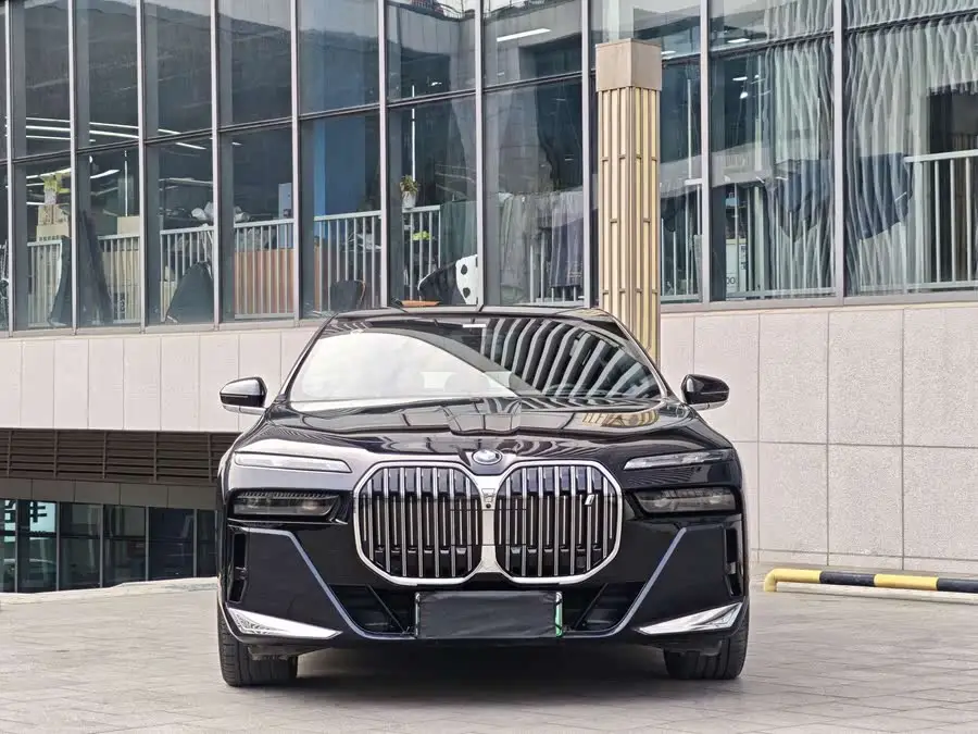 BMW i7 2023 eDrive50L Exclusive M Sport Package