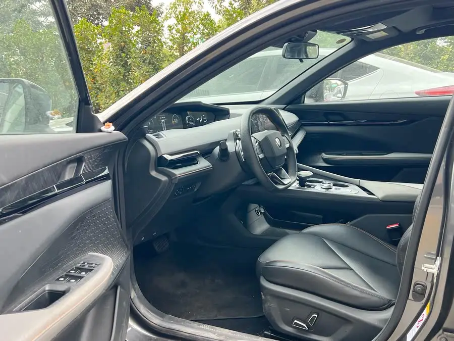 Changan UNI-V 2022 1.5T Premium