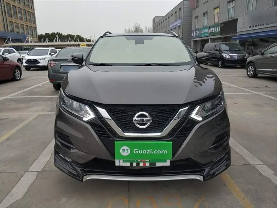 نيسان قاشقاي 2022 2.0 لتر CVT XV الذكي