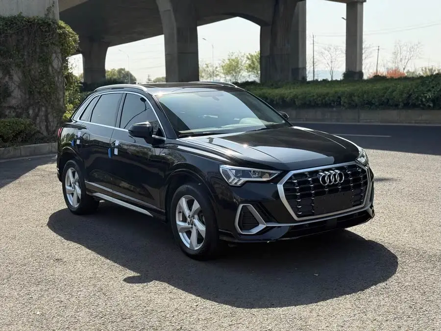 2020 Audi Q3 35 TFSI Progressiv