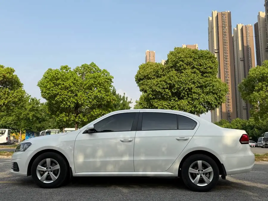 لافيدا 2022 1.5 لتر أوتوماتيكي إصدار الموضة