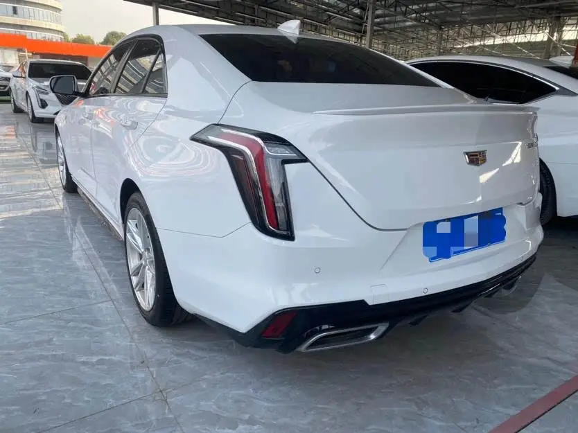 كاديلاك CT4 2020 28T إصدار الموضة