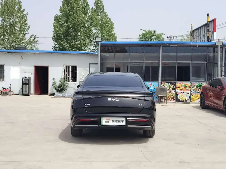 سيلون 2024 إصدار المجد DM-i 1.5L 121 كم الطراز النخبوي