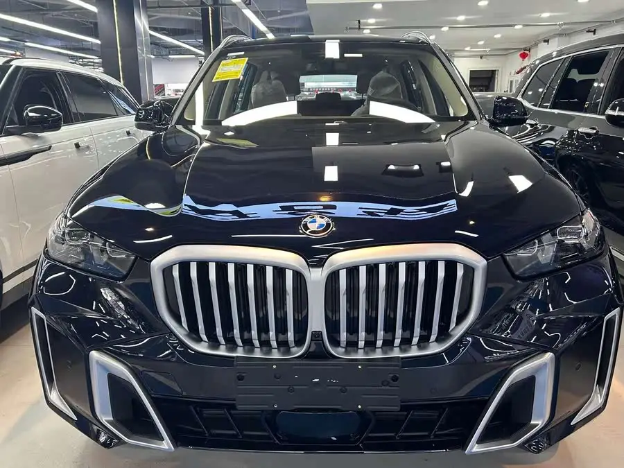 بي إم دبليو X5 2023 xDrive 30Li حزمة M الرياضية الفاخرة