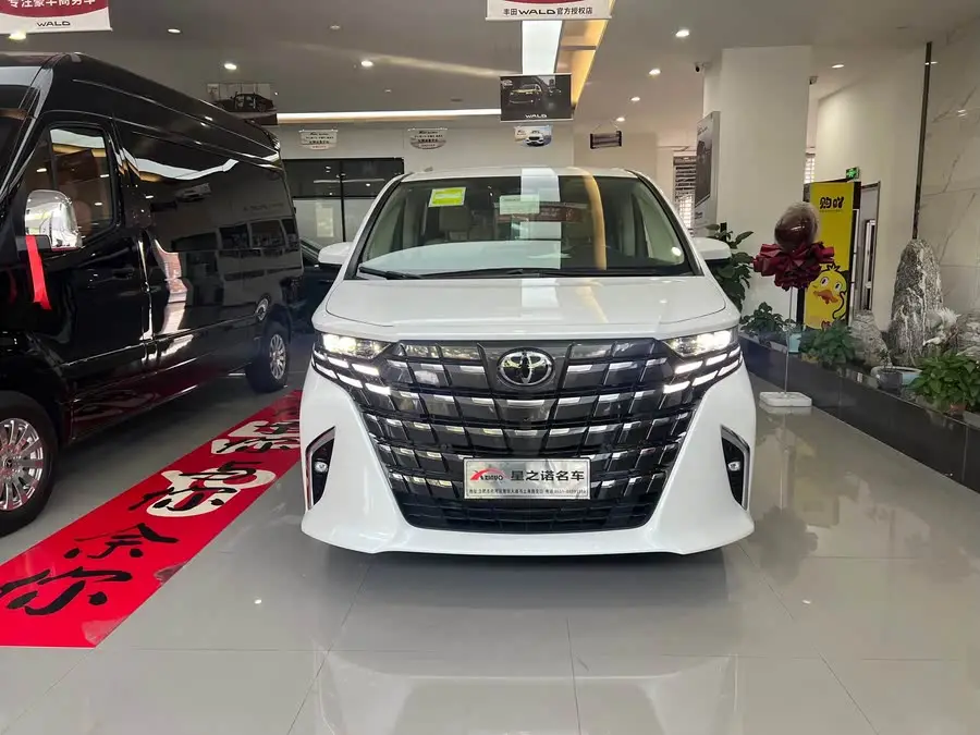 ألفارد 2024 بمحرك مزدوج سعة 2.5 لتر النسخة المتميزة