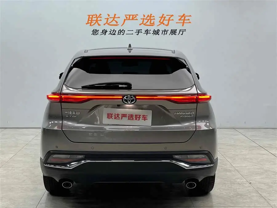 2022 تويوتا هارير هايبرد 2.5 لتر CVT دفع رباعي إصدار بريميوم