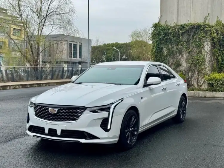 Cadillac CT4 2022 28T Luxury