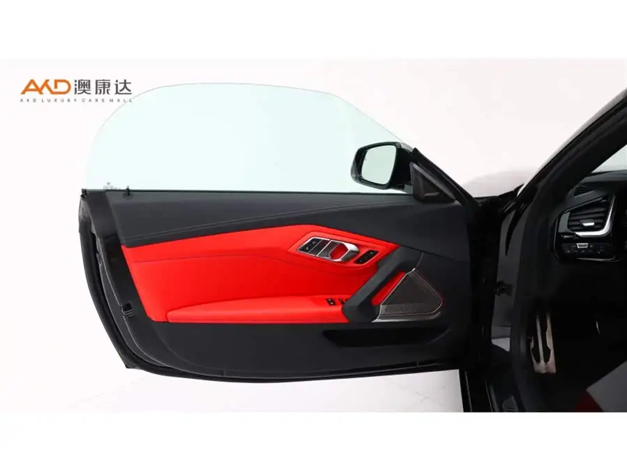 بي إم دبليو Z4 2019 M40i طراز الأداء الرياضي