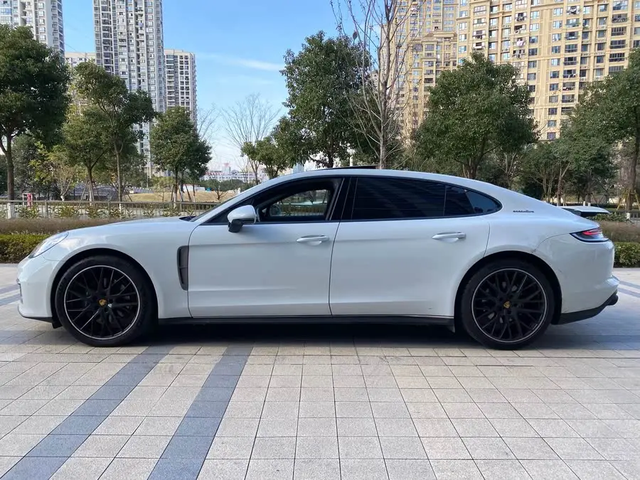 2022 Panamera Executive Platinum Edition 2.9T