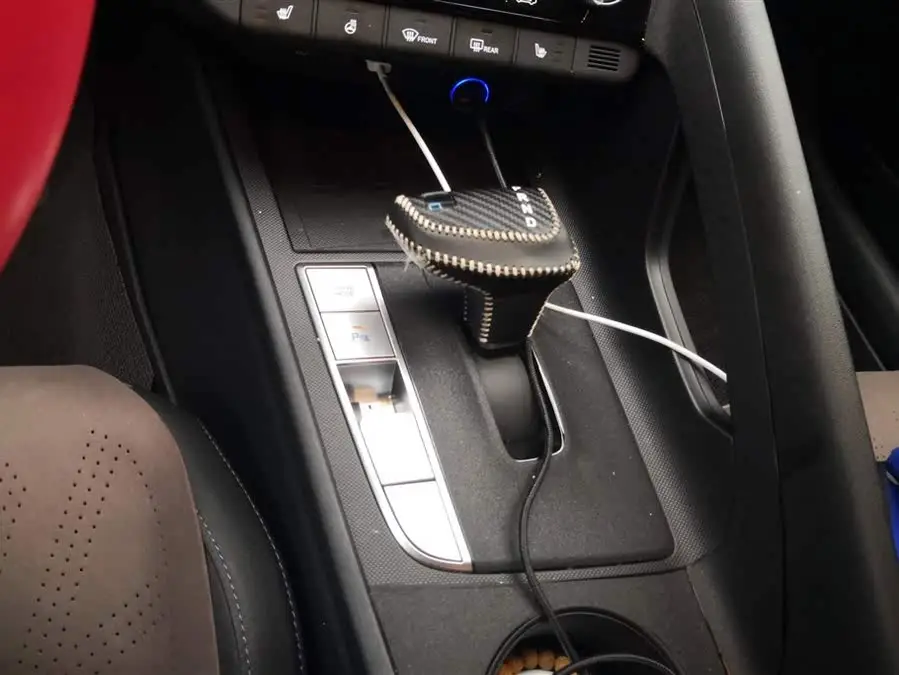 إيلانتر 2023 1.5 لتر CVT LUX النسخة المميزة