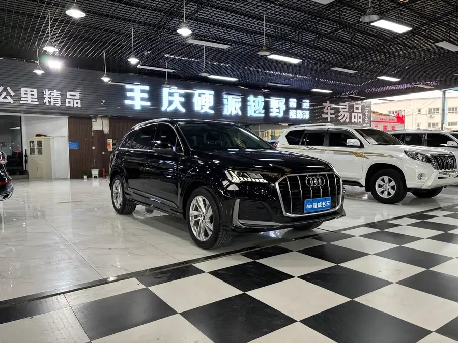 Audi Q7 2021 45 TFSI quattro S line Sport