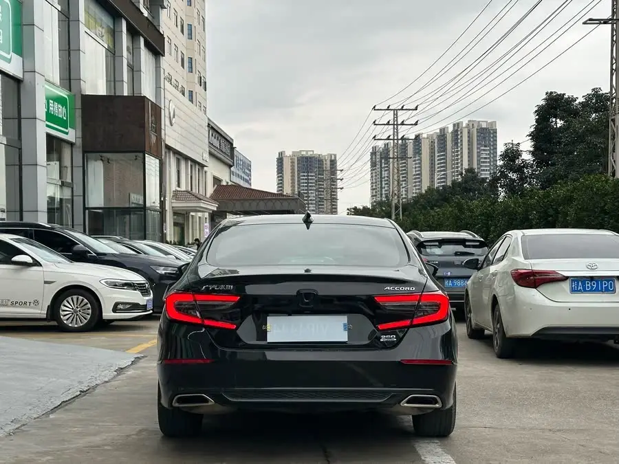 Accord 2022 260TURBO Luxury Edition