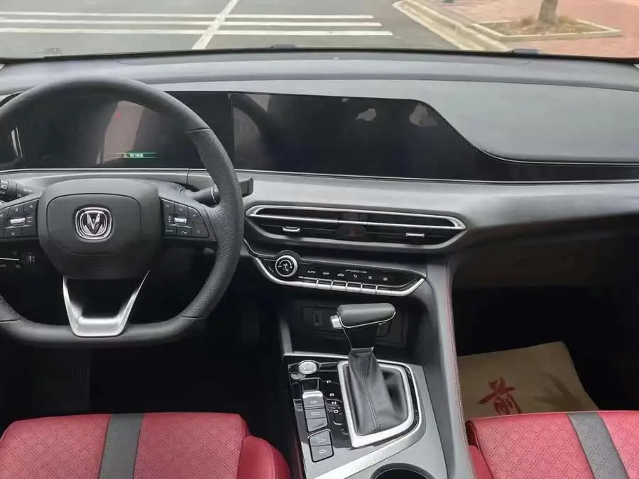 Yidong 2021 Plus Blue Whale NE 1.4T GDI DCT Premium