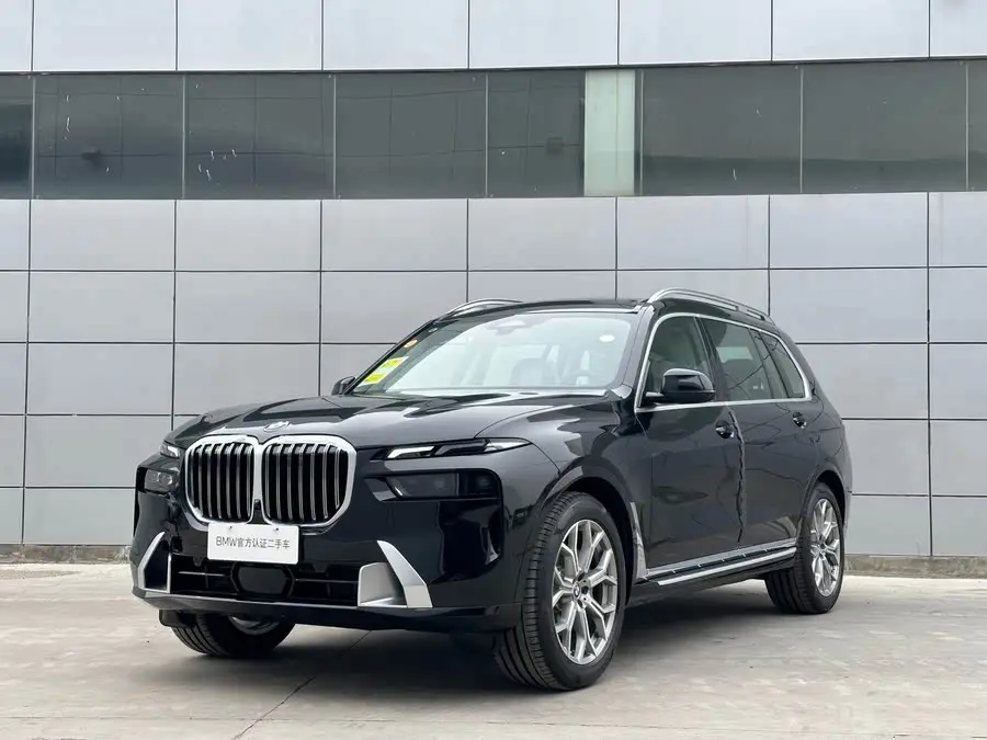 بي إم دبليو X7 2024 xDrive40i حزمة فاخرة رائدة