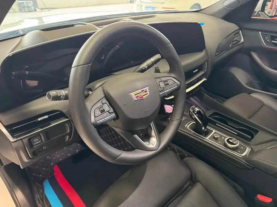 كاديلاك CT5 2024 28T بلاتينيوم