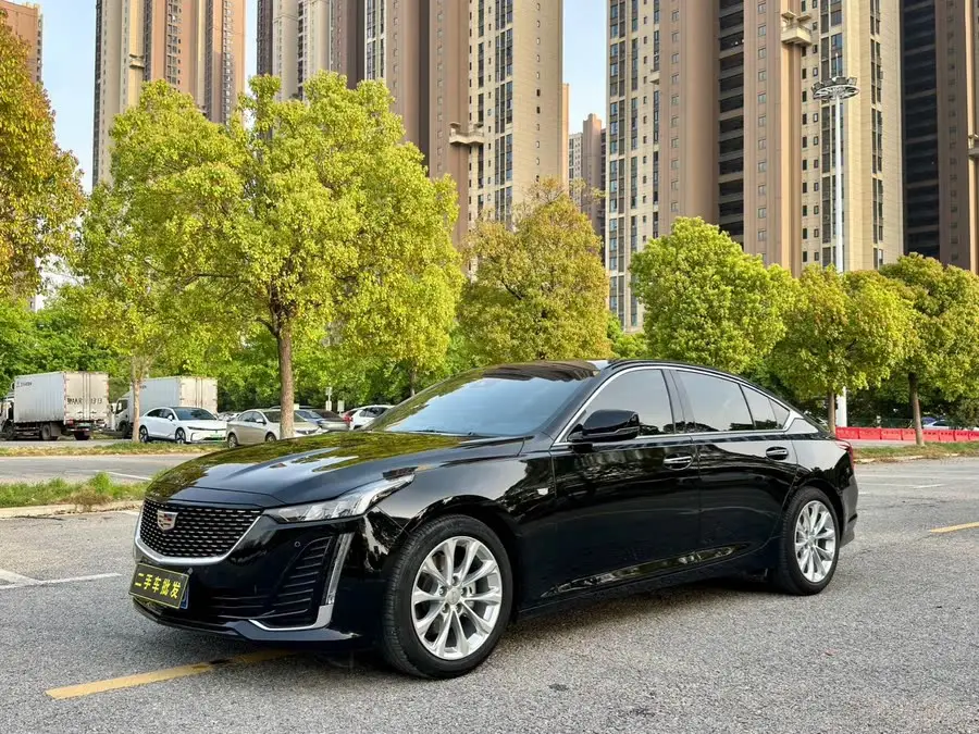 كاديلاك CT5 2021 28T الفاخرة