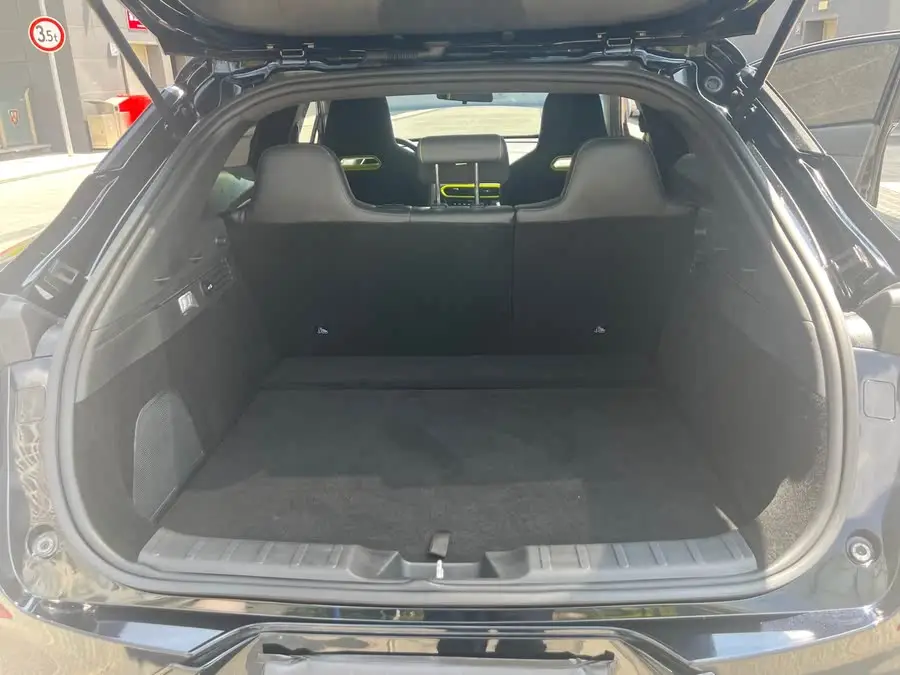 شانجان UNI-T 2021 1.5T نسخة رياضية رائدة