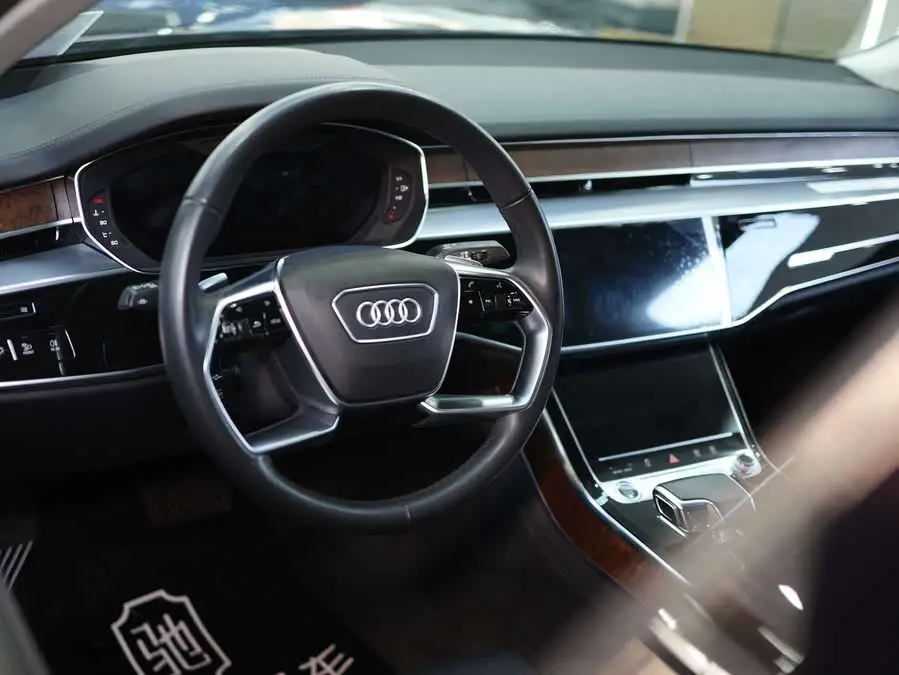 Audi A8 2024 A8L 50 TFSI quattro Exclusive