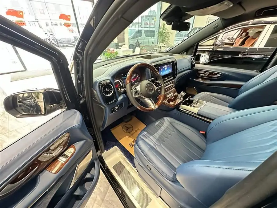 Vito 2024 2.0T Business Edition 7-Seater