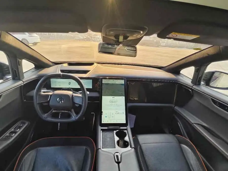 HiPhi X 2021 Founder Edition 6-seater