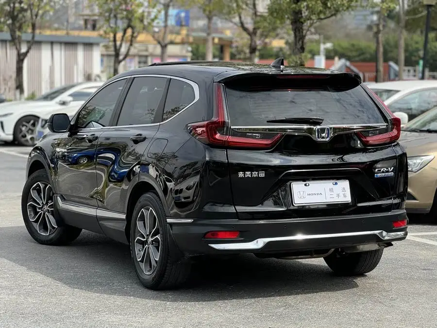 هوندا CR-V 2021 موديل هايبرد 2.0 لتر دفع أمامي نسخة السرعة النقية