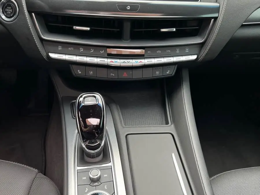 Cadillac CT5 2023 28T Luxury (Standard Version)