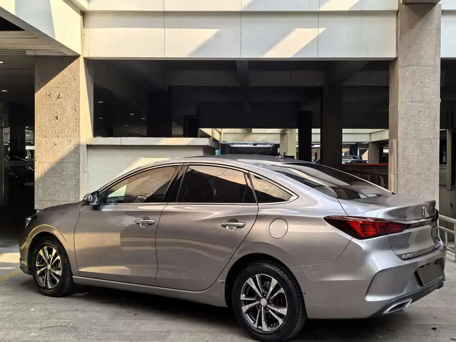 إيدونغ 2020 بلس بلو ويل NE 1.4T GDI DCT بريميوم