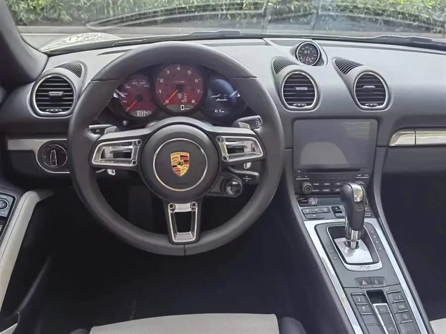 Porsche 718 2022 Model Boxster 2.0T