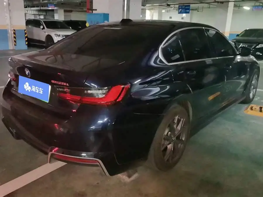 بي إم دبليو i3 2022 eDrive 35 L