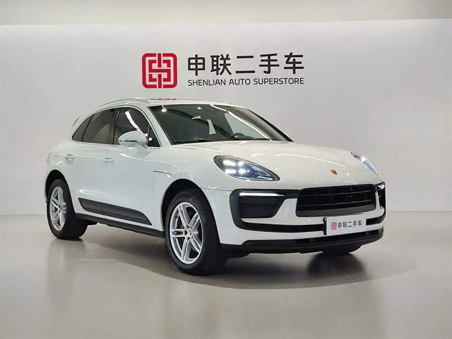 2023 Macan 2.0T