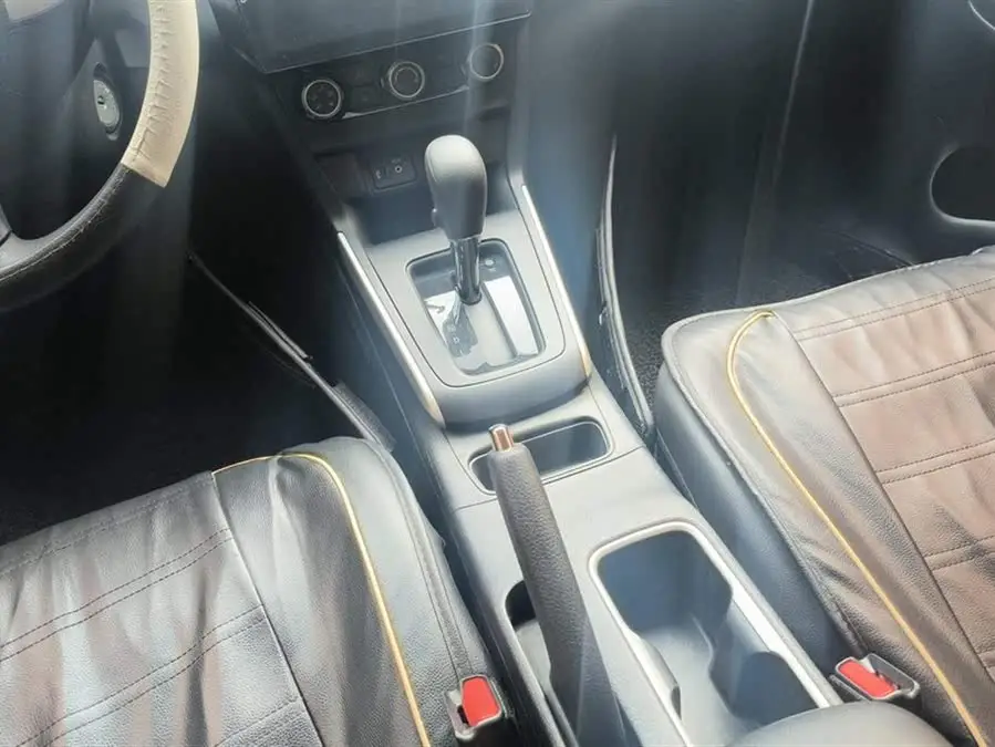 2021 نيسان سيلفي كلاسيك 1.6XE CVT نسخة الراحة