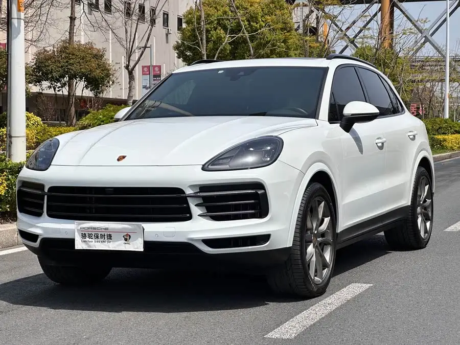 2023 Porsche Cayenne 3.0T Platinum Edition