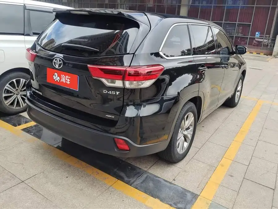 هاي لاندير 2018 الطراز 2.0T الدفع الرباعي النسخة النخبوية 7 مقاعد المعايير الوطنية VI