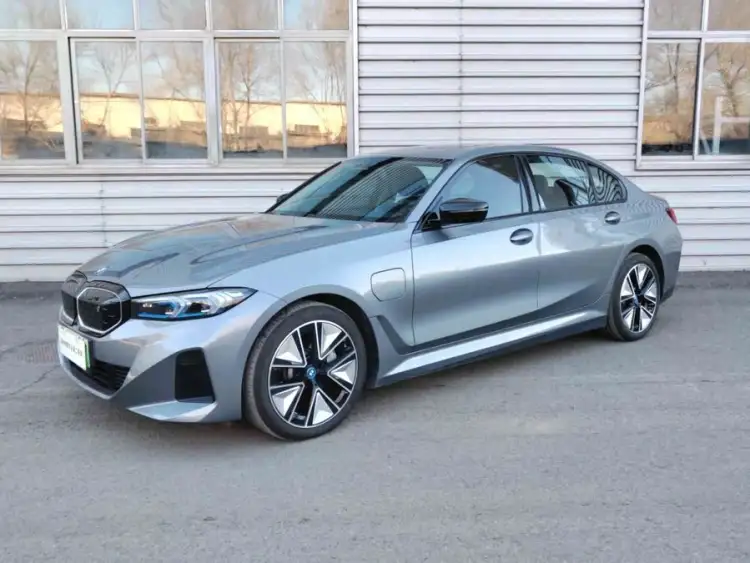 BMW i3 2024 eDrive 40 L Night Sport Package