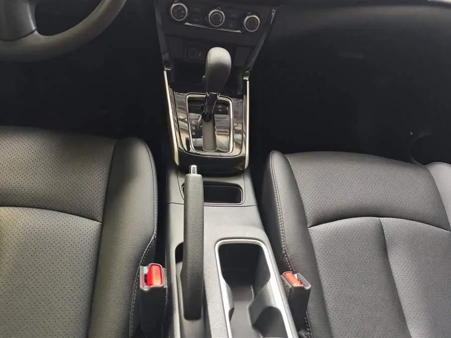 2019 نيسان سيلفي كلاسيك 1.6XL CVT الفاخرة