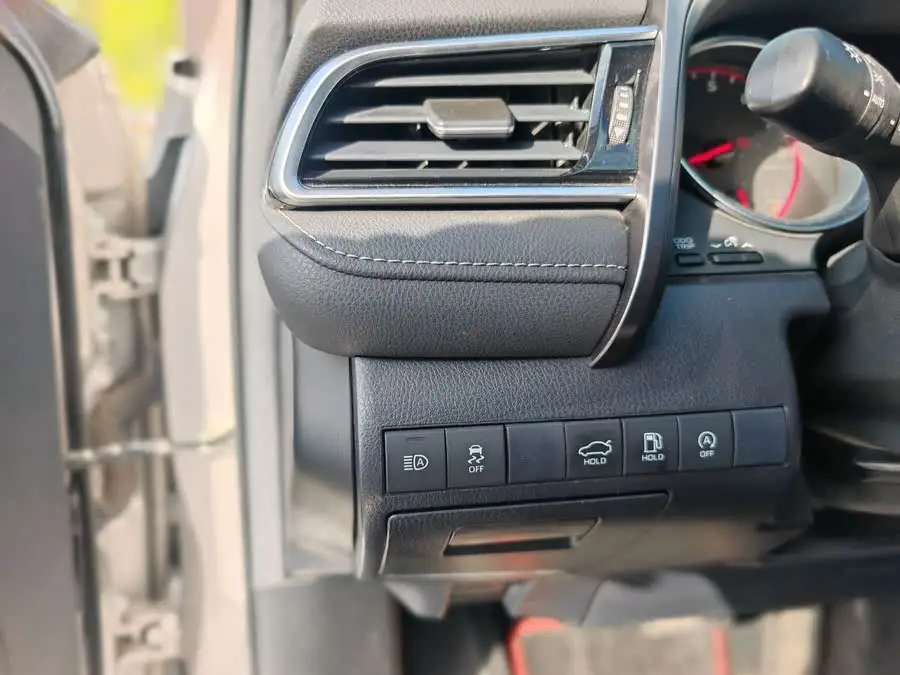 Camry 2022 2.0S Knight Edition