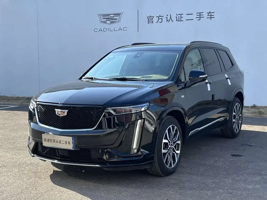 كاديلاك XT6 2022 2.0T ستة مقاعد دفع رباعي بلاتينيوم