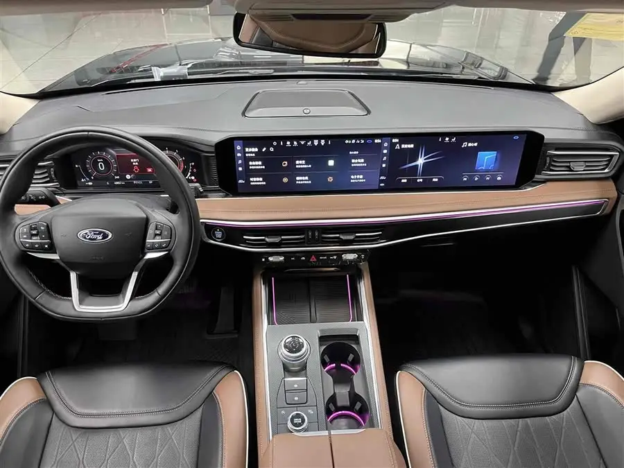 مستكشف 2023 طراز EcoBoost 285 دفع رباعي Titanium 7 مقاعد