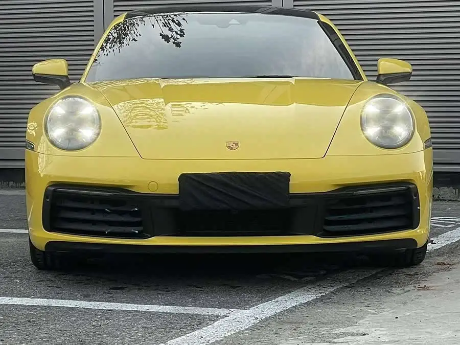 بورش 911 2023 كاريرا 3.0T