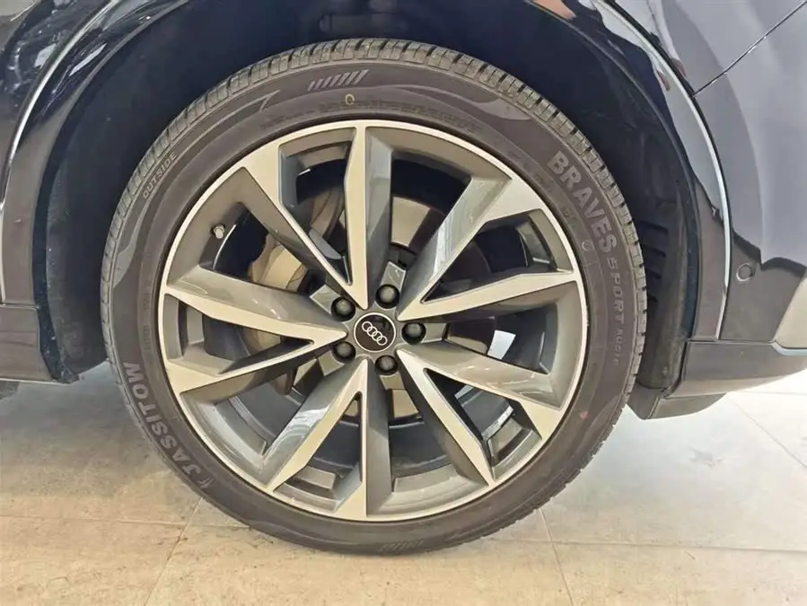 Audi Q7 2021 55 TFSI quattro S line Sport