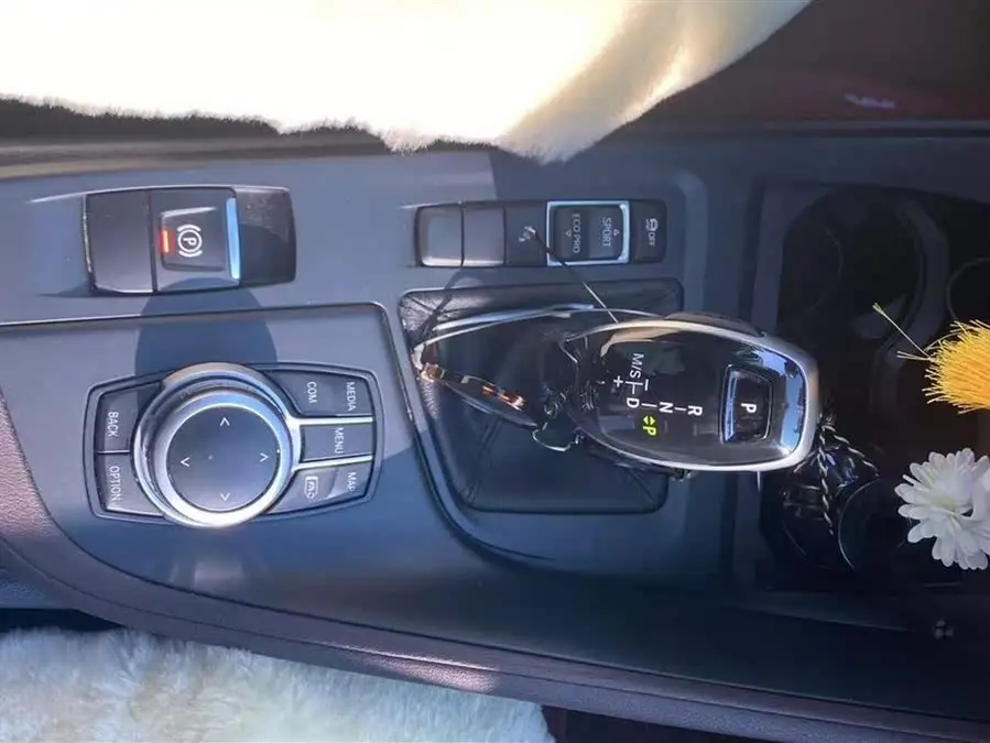 BMW X1 2022 sDrive25Li Leading Edition