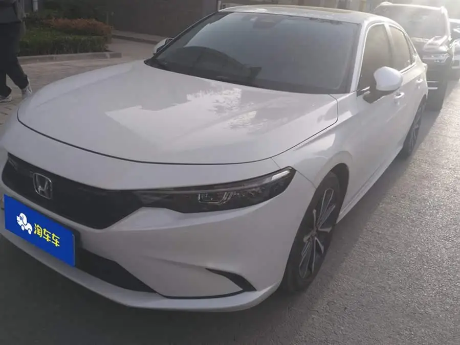 2022 Model 240TURBO CVT Luxury Edition