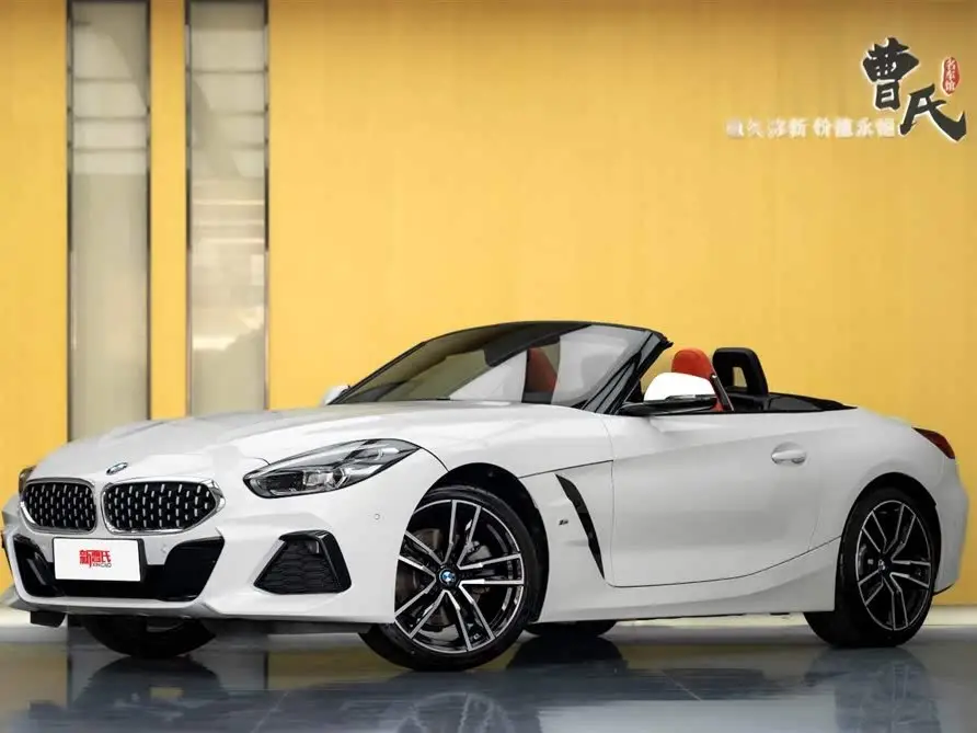 بي ام دبليو Z4 2022 sDrive 25i حزمة رياضية M