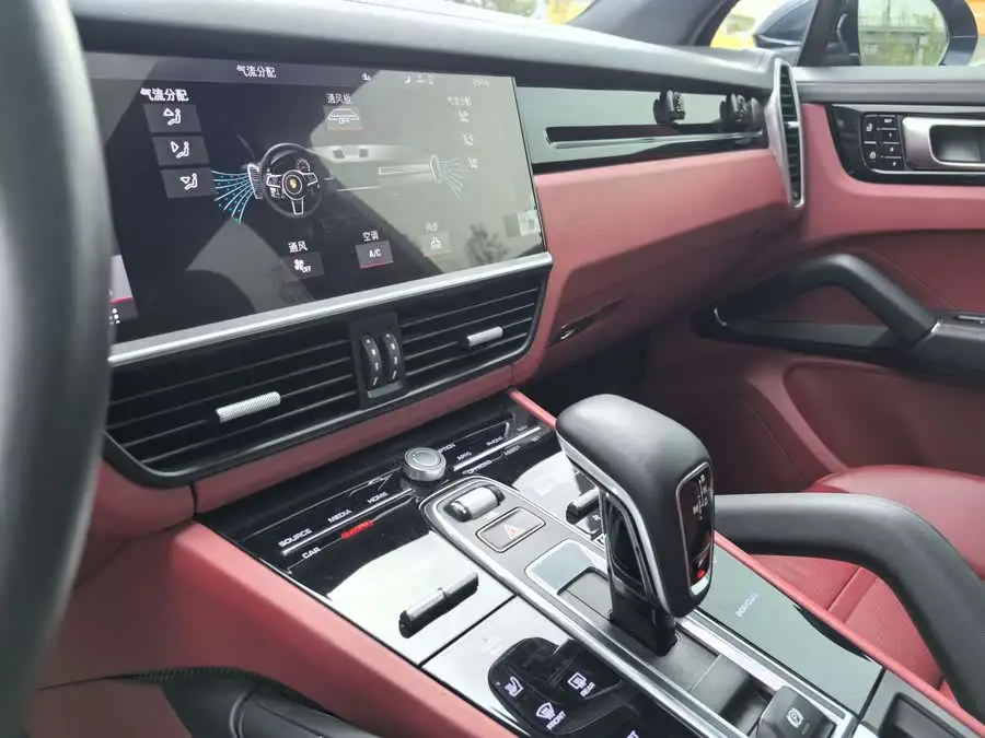 كايين 2019 كايين 3.0T