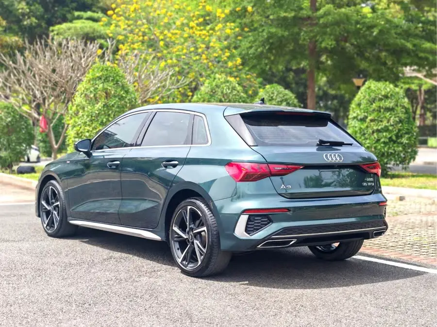 أودي A3 2022 سبورت باك 35 TFSI طراز الدخول الرياضي