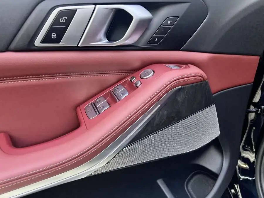 BMW X5 2023 xDrive 30Li Luxury M Sport Package