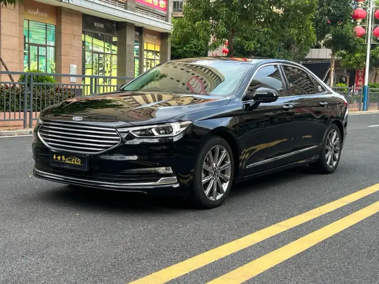 2019 Taurus EcoBoost 245 Premium