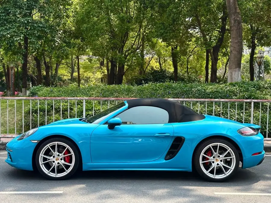 Porsche 718 2016 Boxster 2.0T