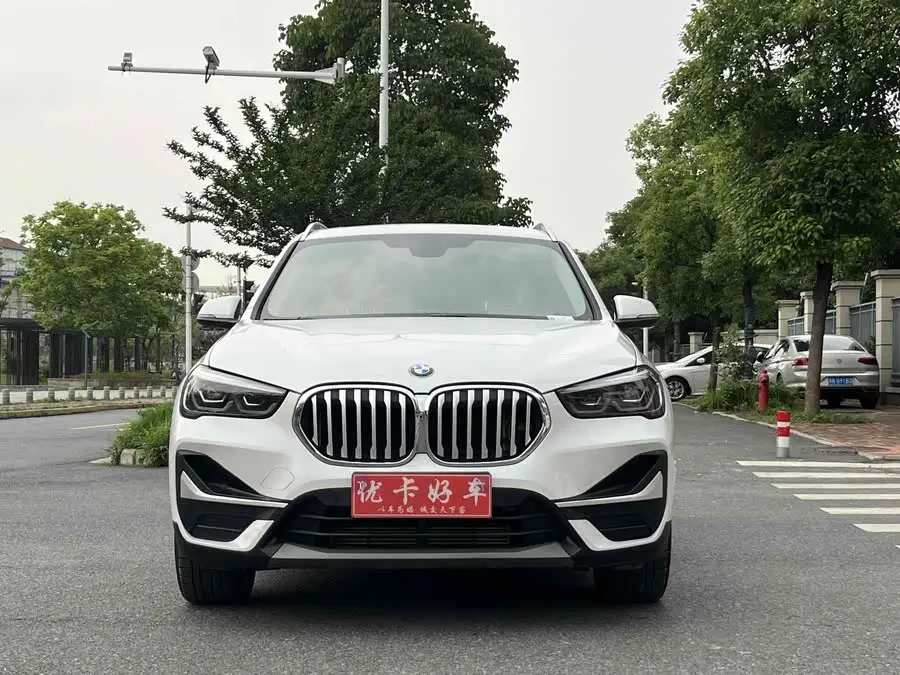 بي إم دبليو X1 2021 طراز مُعدَّل sDrive25Li النسخة الرائدة